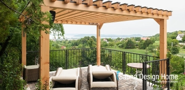 Egyedi pergola balatoni welness kertben Egyedi pergola balatoni welness kertben
